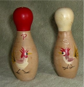 Retro Rooster Shakers
