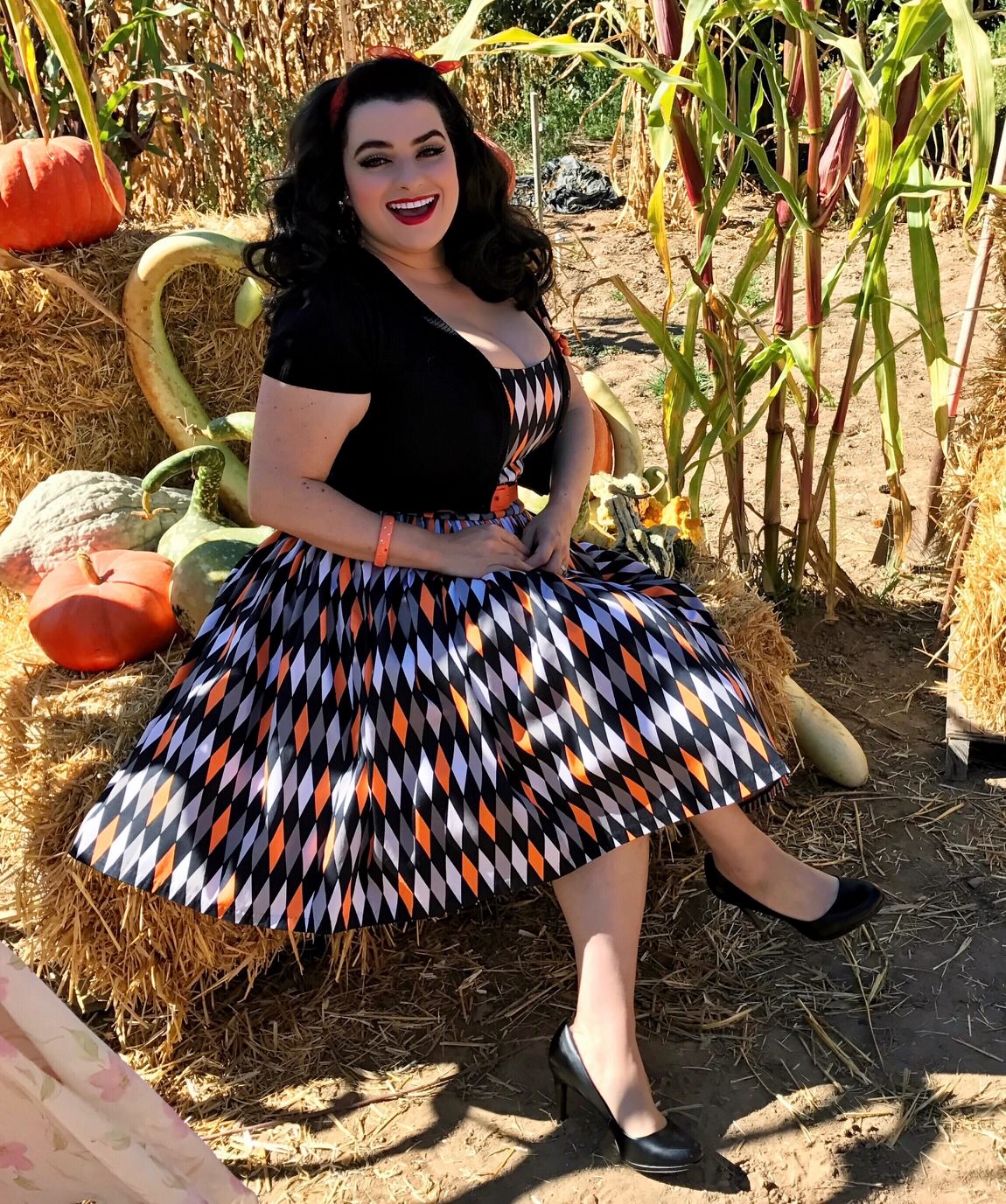 Getting My Retro Halloween On Pinup Girl Style Pinup Curvy Girl Style With A Retro Mod Twist