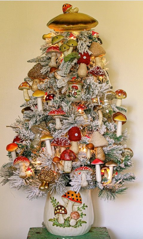 Vintage Merry Mushroom Christmas Tree