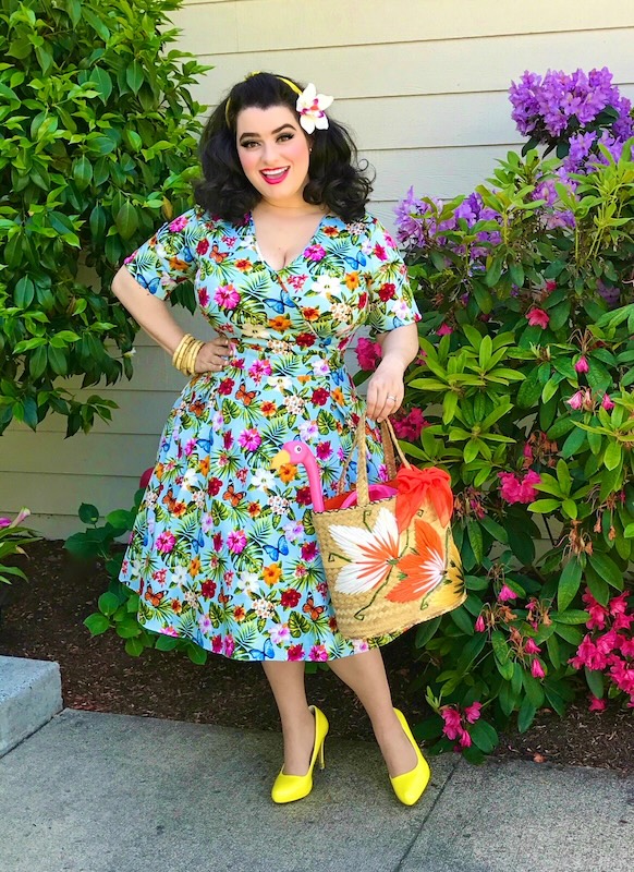 Yasmina Greco Tiki Pinup Girl