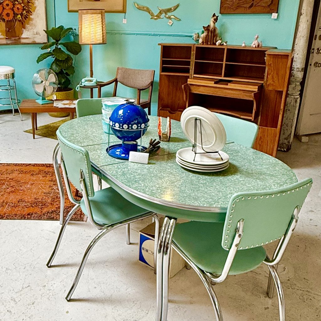 Antique Society Mid-Century Modern Atomic Formica Dinette Set