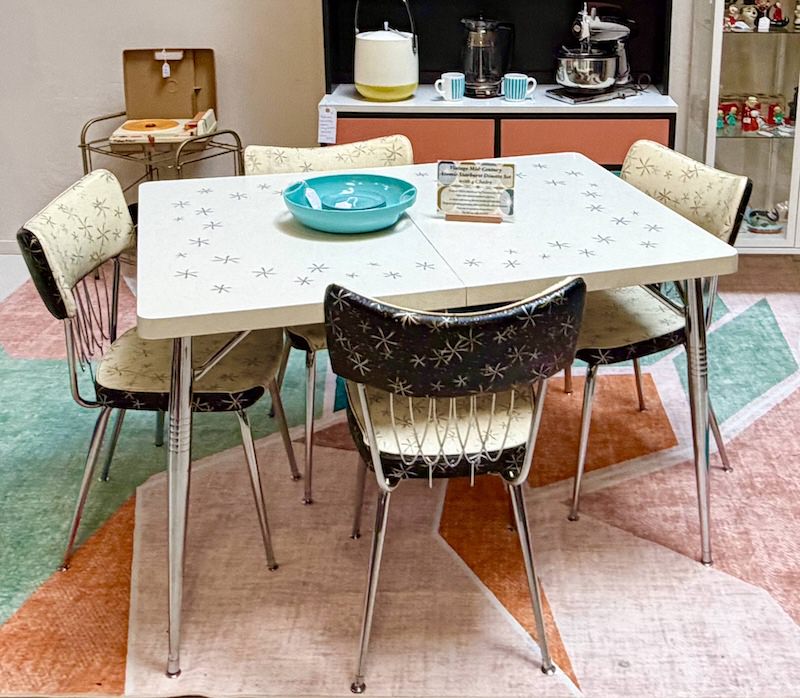 Mid-Century Atomic Starburst Dinette Set Table and 4 Chairs