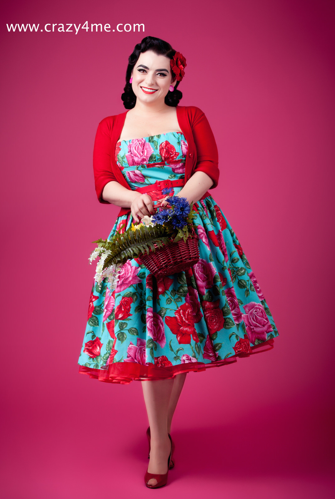 1950s Femininity Embracing Your Inner Pinup Girl | Crazy4Me - The Modern Bombshell Lifestyle by: Yasmina Greco 1950s Femininity Embracing Your Inner Pinup Girl | Crazy4Me - The Modern Bombshell Lifestyle by: Yasmina Greco